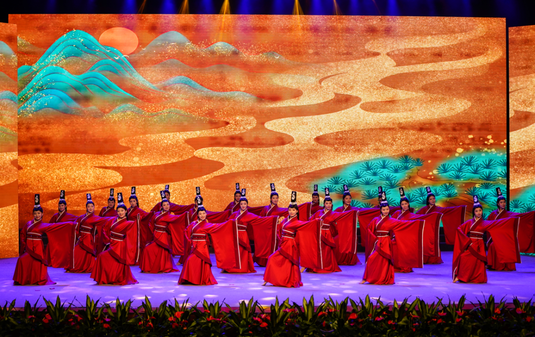 99472282.png 640 (7).png